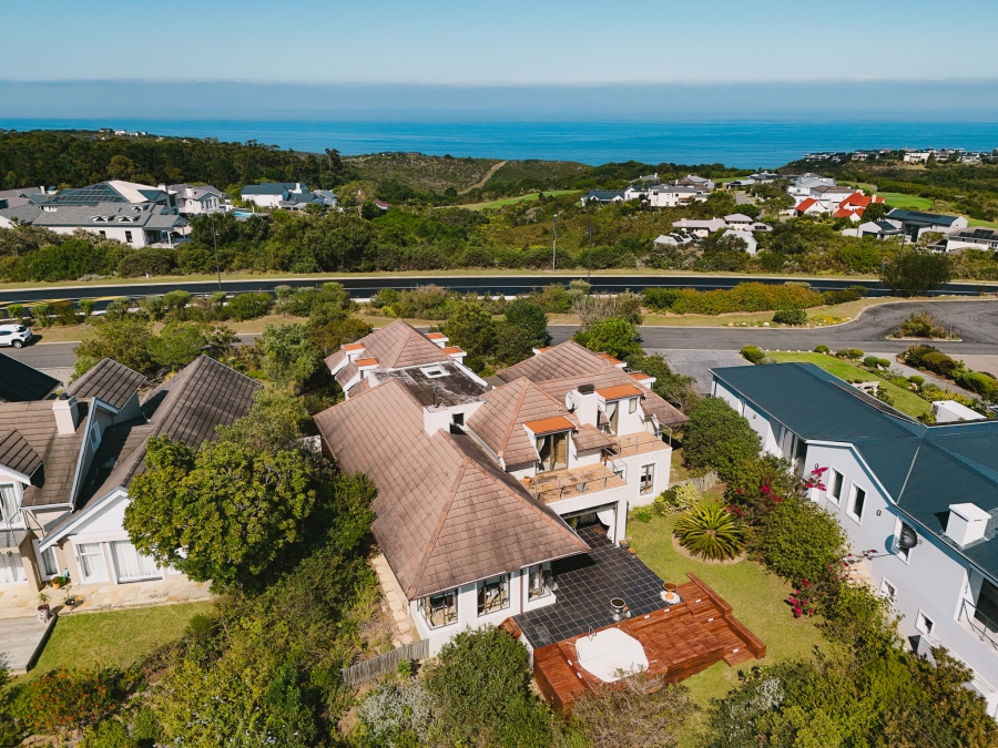 4 Bedroom Property for Sale in Pezula Golf Estate Western Cape